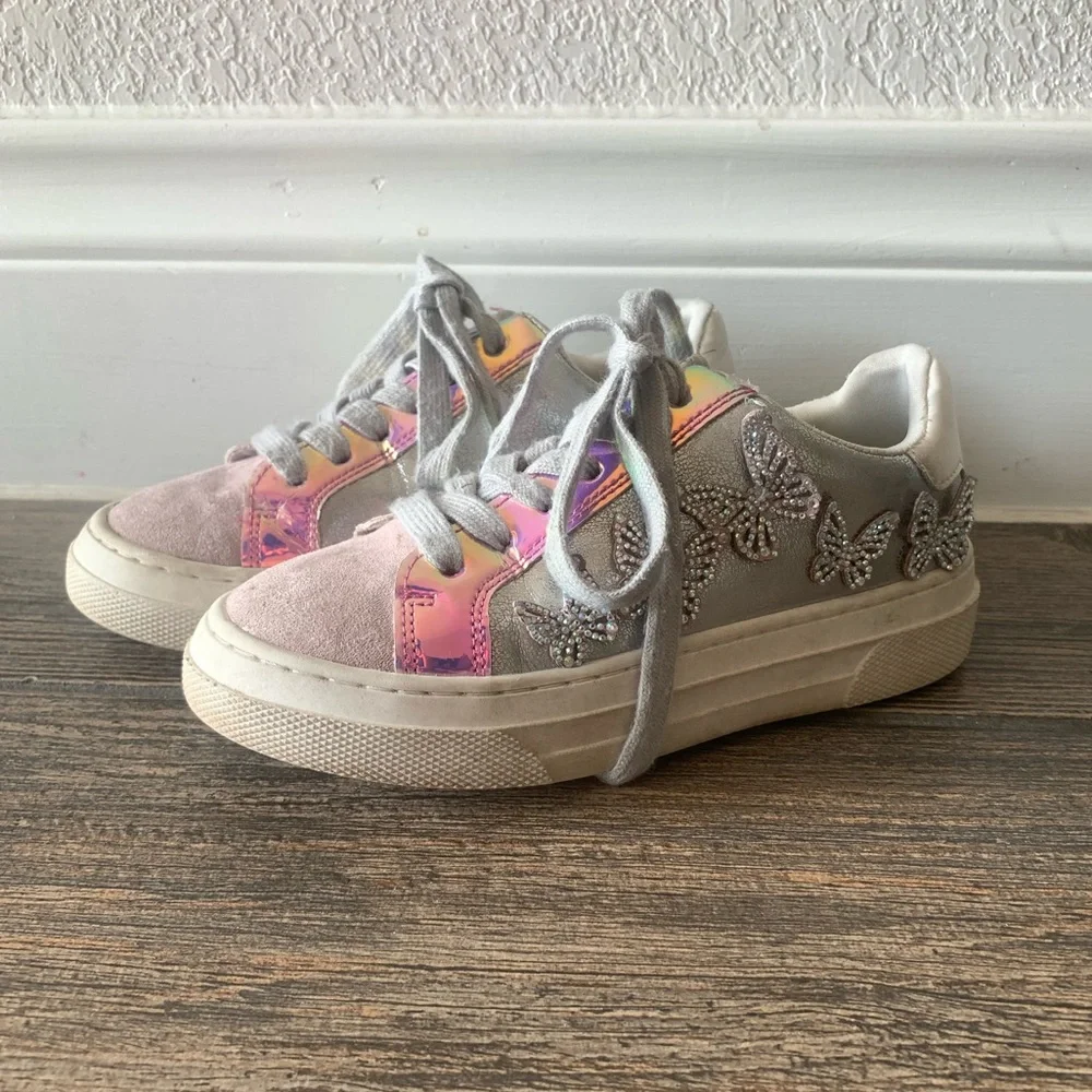 Steve Madden Girls' J-Flori Rhinestone Butterfly Sneakers - Picture 2 of 7